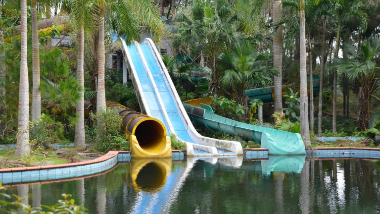 Exploring the Abandoned Water Park Near Hue: Ho Thuy Tien’s Forgotten Wonderland