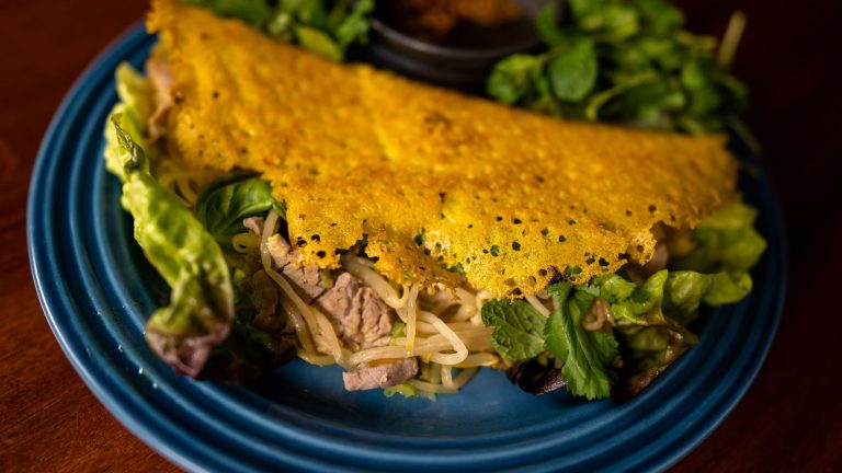 Banh Xeo: The Sizzling Vietnamese Pancake You Can’t Resist